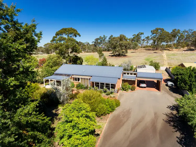 35 Maldon Road, Mckenzie Hill VIC 3451
