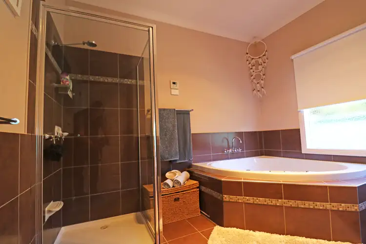 Fourth view of Homely house listing, 3 Glenmore Court, Boort VIC 3537