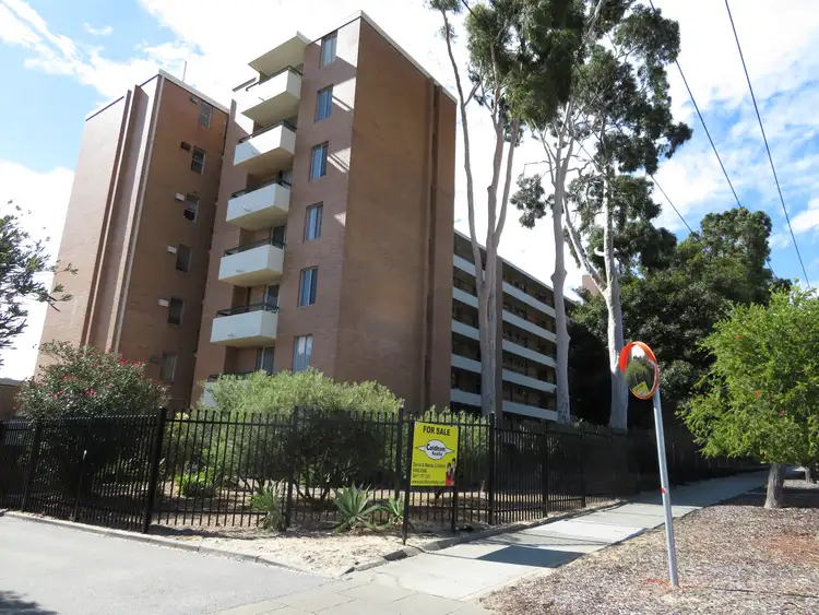 1/69 Leonard Street, Victoria Park WA 6100