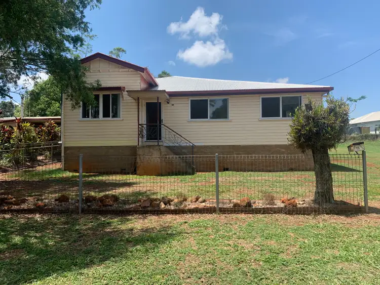 15 James Street, Malanda QLD 4885