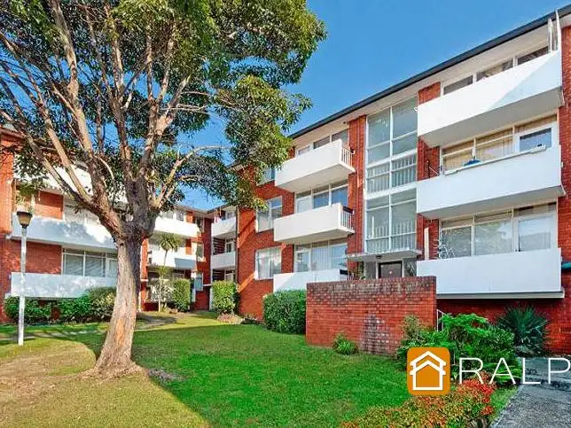 21/76 Leylands Parade