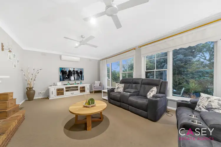 Fifth view of Homely house listing, 2 Impressa Close, Langwarrin VIC 3910