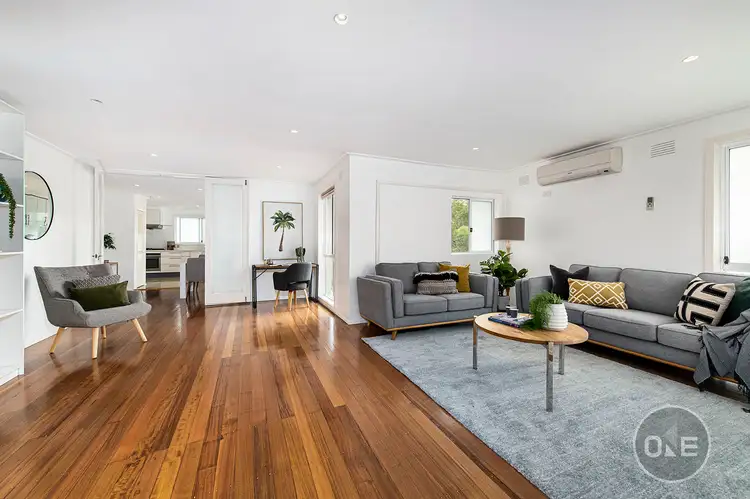 Second view of Homely house listing, 2 Carramar Court, Vermont VIC 3133