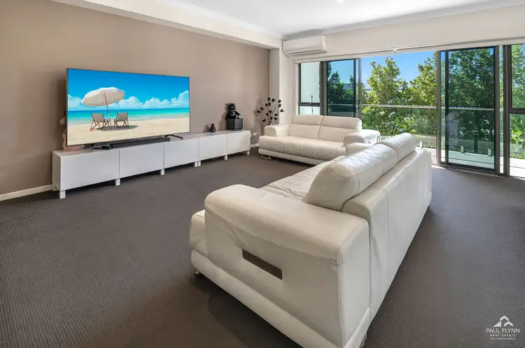 9/1 MERVYN THOMAS DRIVE, Hope Island QLD 4212
