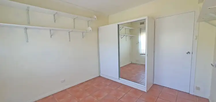 Fifth view of Homely house listing, 8 Gosford Crescent, Broadmeadows VIC 3047