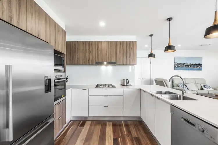 Third view of Homely unit listing, 20/22 Bay Terrace, Wynnum QLD 4178