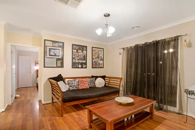 Third view of Homely house listing, 2 Madden Place, Wodonga VIC 3690