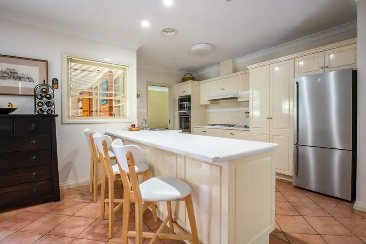 Fifth view of Homely house listing, 38 WHERNSIDE DRIVE, Wodonga VIC 3690