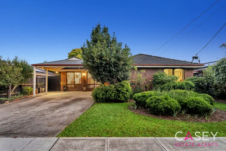 25 Loch Street, Cranbourne VIC 3977