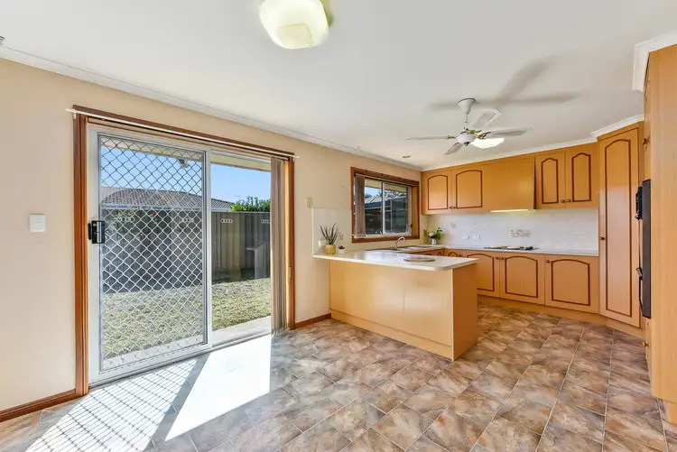Sixth view of Homely house listing, 5 Glenmora Court, Mount Gambier SA 5290