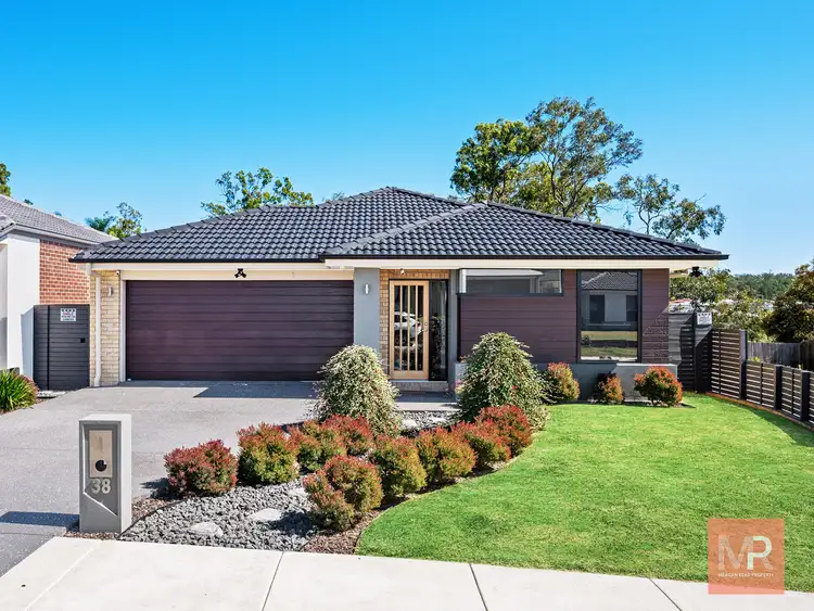 38 Mount Edwards Street, Park Ridge QLD 4125
