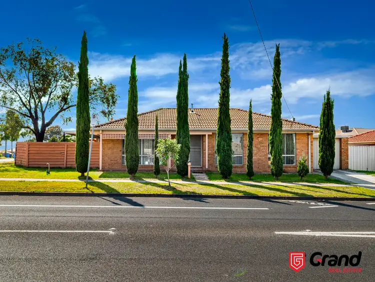Main view of Homely unit listing, 1/69 Warana Drive, Hampton Park VIC 3976