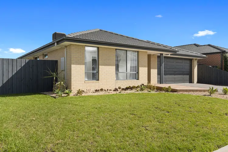Second view of Homely house listing, 20 Diamond Drive, Koo Wee Rup VIC 3981