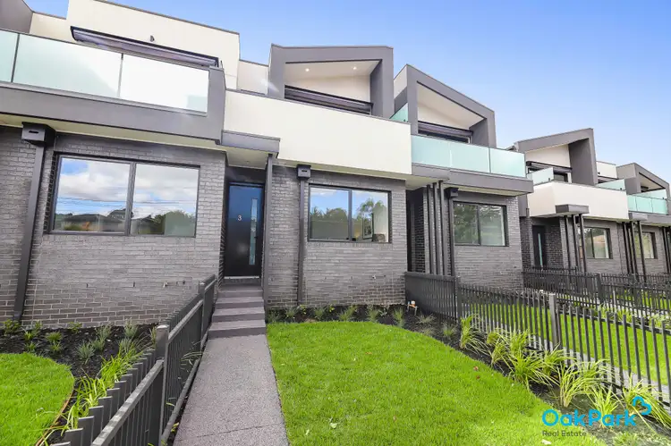 2/650 Pascoe Vale Road, Oak Park VIC 3046