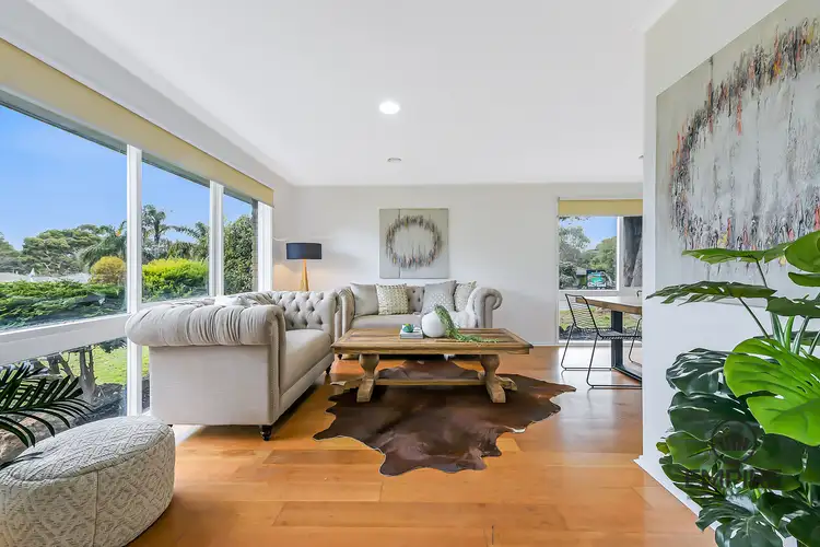 14 Shetland Street, Endeavour Hills VIC 3802