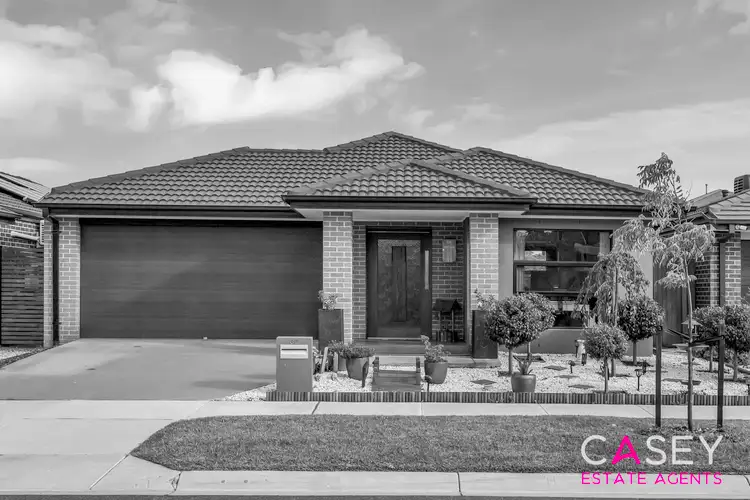 32 Castillo Avenue, Clyde North VIC 3978
