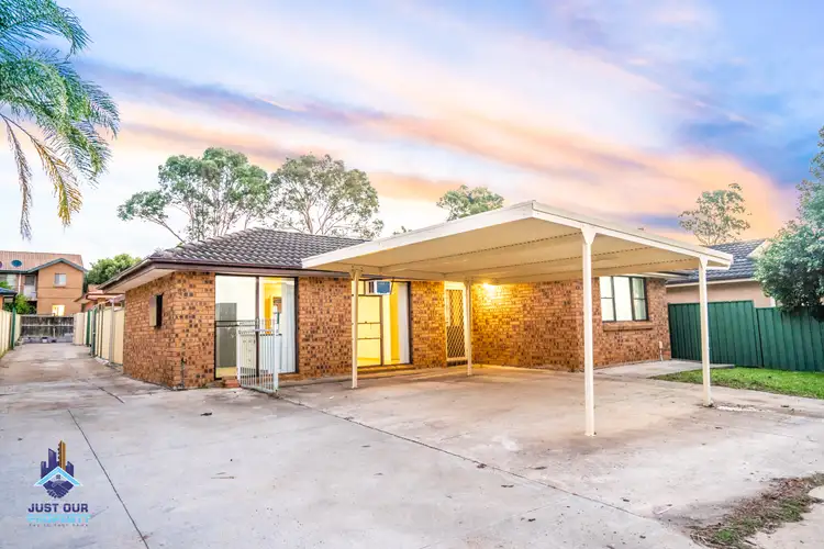 83A Eton St, Smithfield NSW 2164