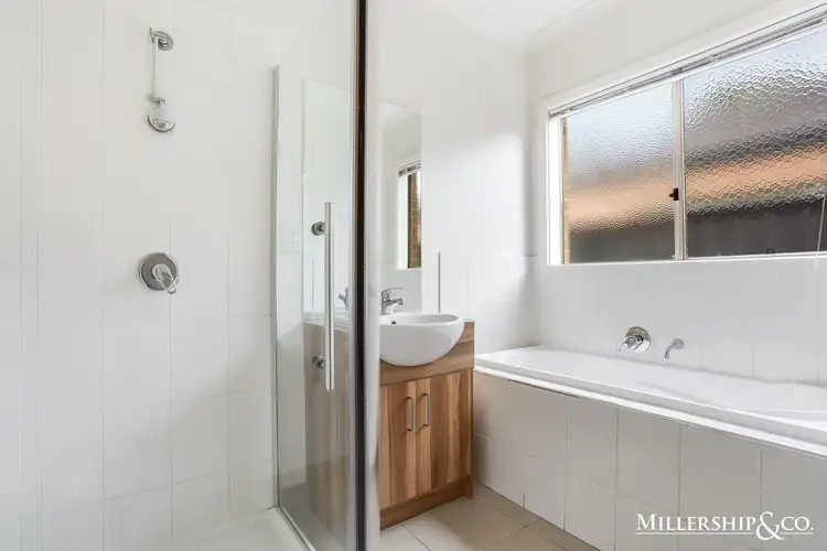 Fifth view of Homely house listing, 24 Silvergum Way, Craigieburn VIC 3064