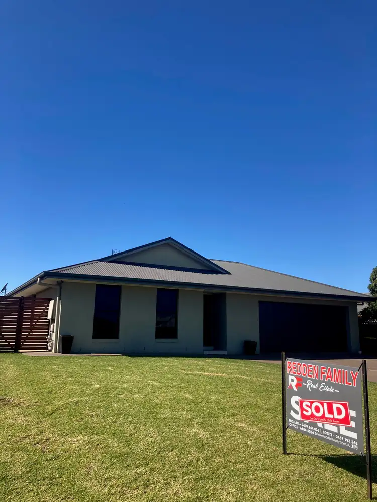 8 Selkirk Avenue, Dubbo NSW 2830