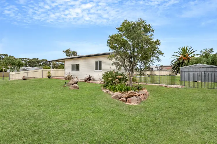 41 Falkner Street, Meningie SA 5264