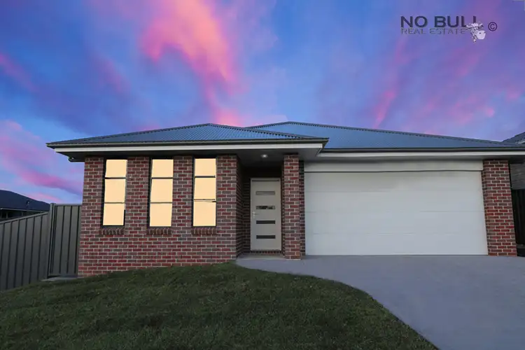 19 Arrowfield Street, Cliftleigh NSW 2321