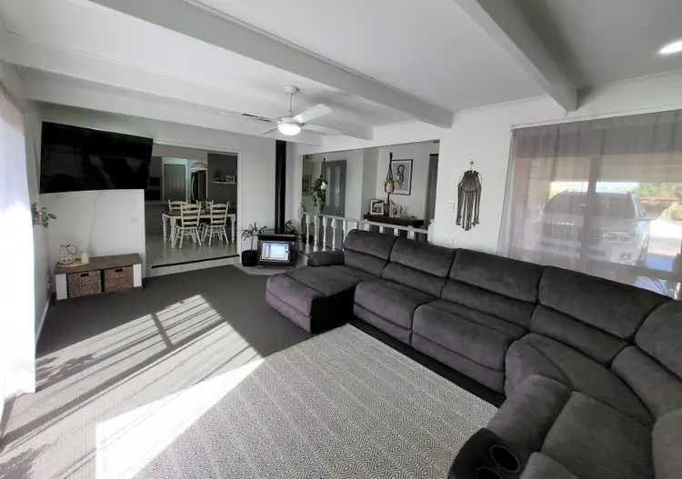 Fifth view of Homely house listing, 2 Byrnes Street, Swan Hill VIC 3585