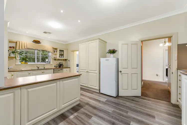 Sixth view of Homely house listing, 2 Wimmera Street, Mount Gambier SA 5290