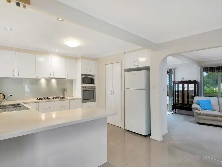 Fifth view of Homely house listing, 8 Taylor Court, Endeavour Hills VIC 3802