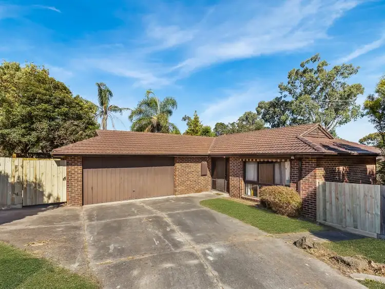 Main view of Homely house listing, 5 Dawson Court, Endeavour Hills VIC 3802
