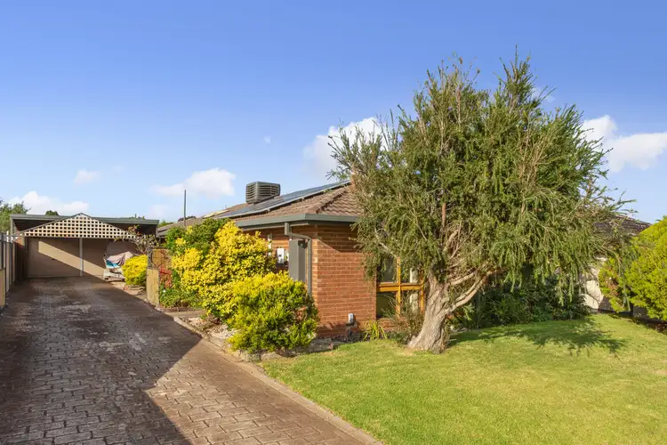 44 Carbine Way, Keilor Downs VIC 3038
