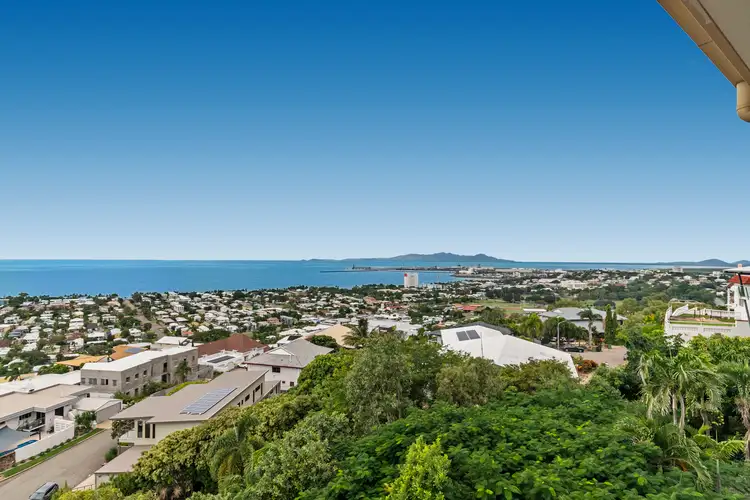 4 Arundel Court, Castle Hill QLD 4810