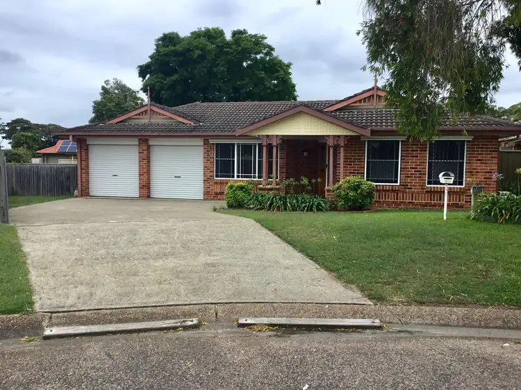 16 GLENDON PLACE, Raymond Terrace NSW 2324