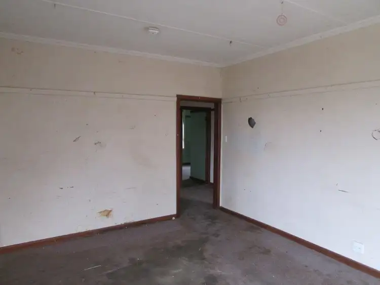 Fourth view of Homely house listing, 10 Clifford Street, Warracknabeal VIC 3393