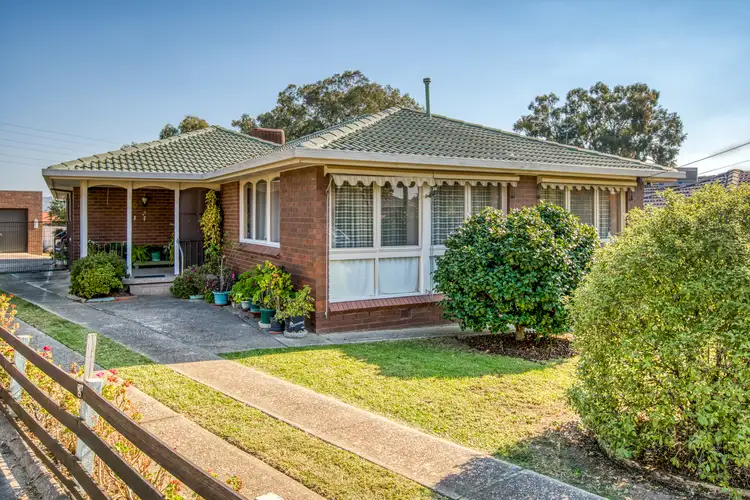 19 HOLMES COURT, Wodonga VIC 3690