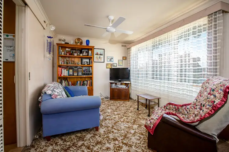 Fifth view of Homely house listing, 19 HOLMES COURT, Wodonga VIC 3690
