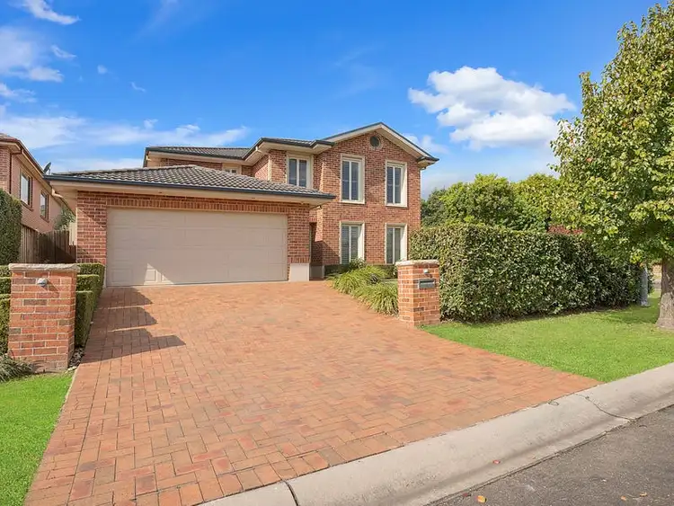 12 Octagonal Avenue, Castle Hill NSW 2154