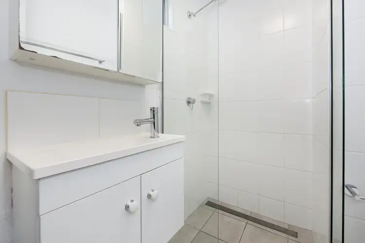 Sixth view of Homely apartment listing, 8/9 Carter Street, North Ward QLD 4810