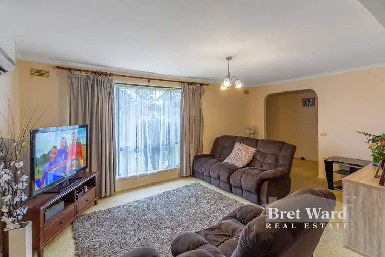 Sixth view of Homely house listing, 3 Arco Court, Bairnsdale VIC 3875
