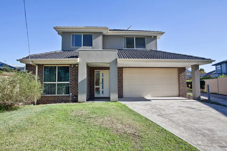1/52 Churchill Place, Maidstone VIC 3012
