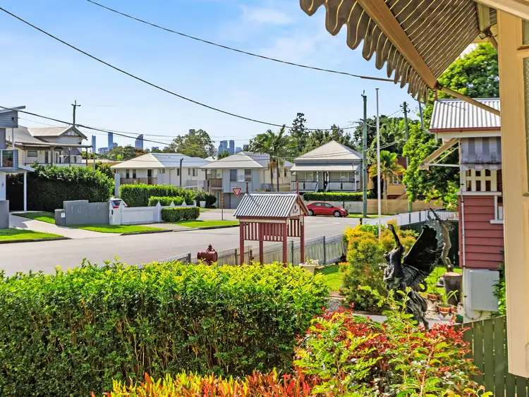 10 PAULINE STREET, Tarragindi QLD 4121