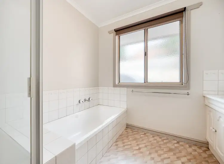 Fourth view of Homely unit listing, 1/18 Aitkins Road, Warrnambool VIC 3280