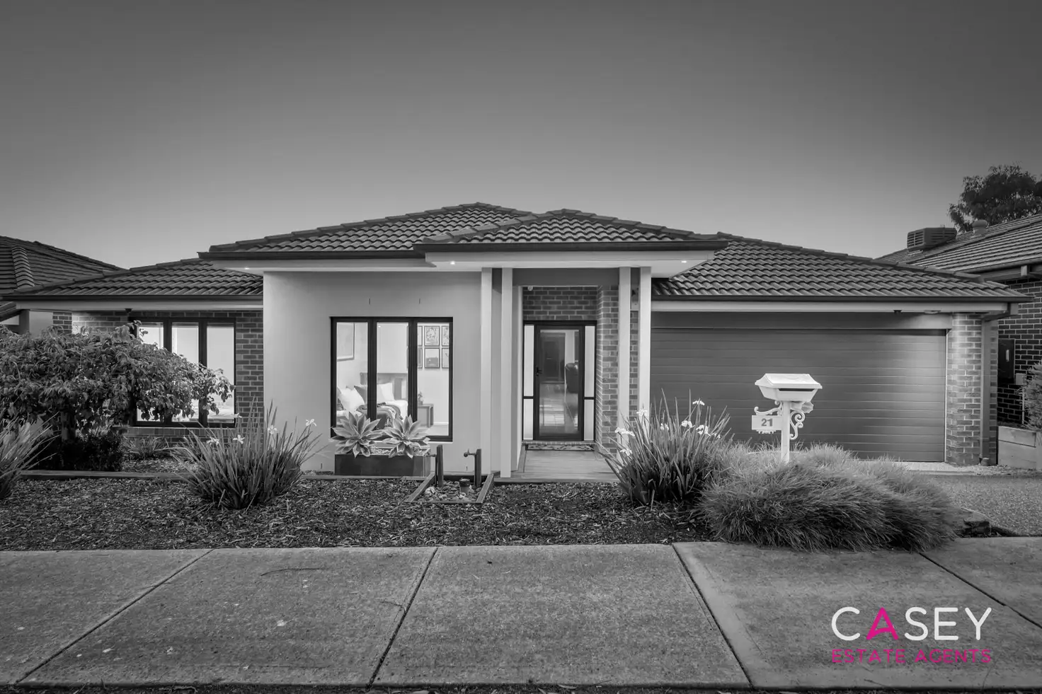 Main view of Homely house listing, 21 Hackney Circuit, Clyde North VIC 3978