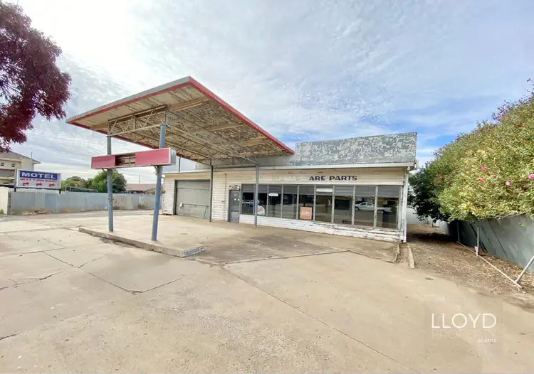 255 LACHLAN STREET, Hay NSW 2711