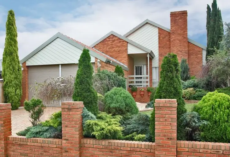 5 Shawnee Court, Narre Warren VIC 3805