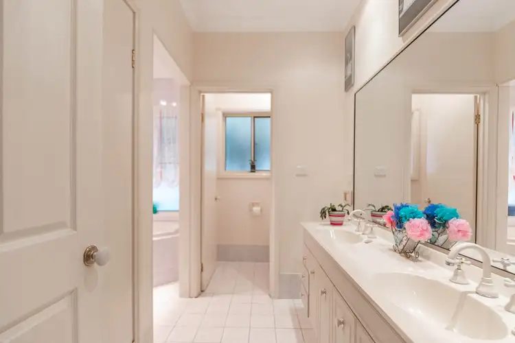 Third view of Homely house listing, 8 Morris Place, Little Hartley NSW 2790