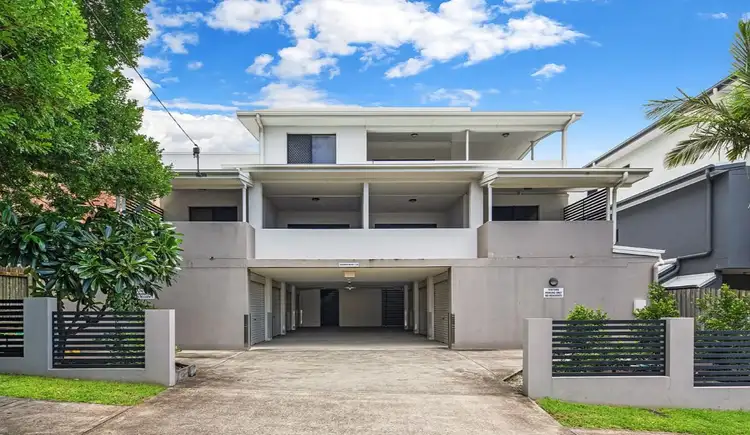 Main view of Homely unit listing, 2/11 Wolseley Street, Clayfield QLD 4011