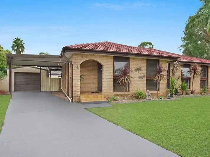 4 Belbowrie Glen, St Clair NSW 2759