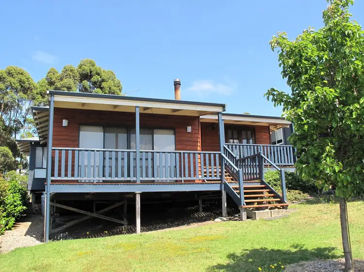 16 Barrett Heights, Denmark WA 6333