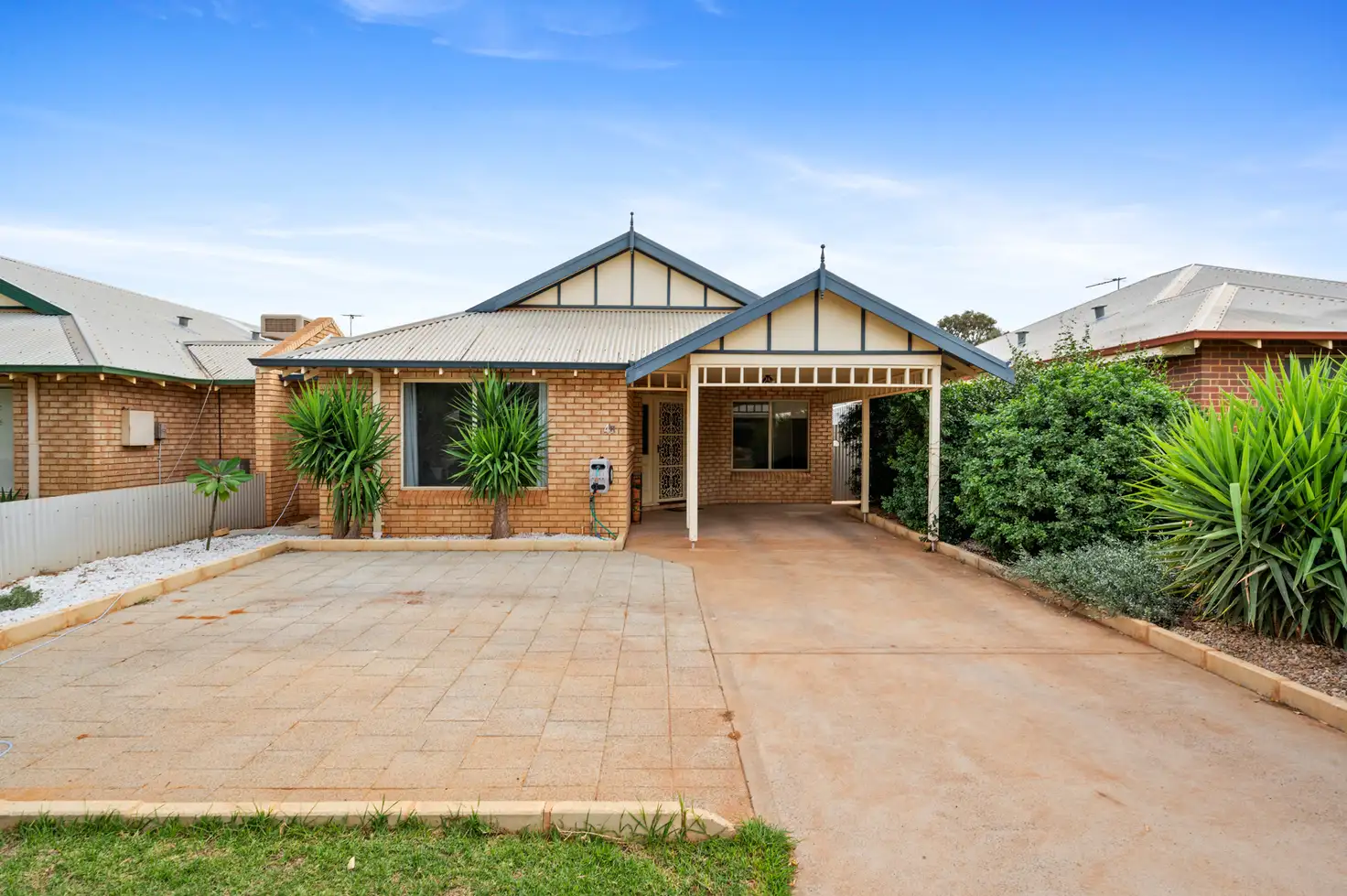Main view of Homely unit listing, 2/4 Nepean Grove, Hannans WA 6430