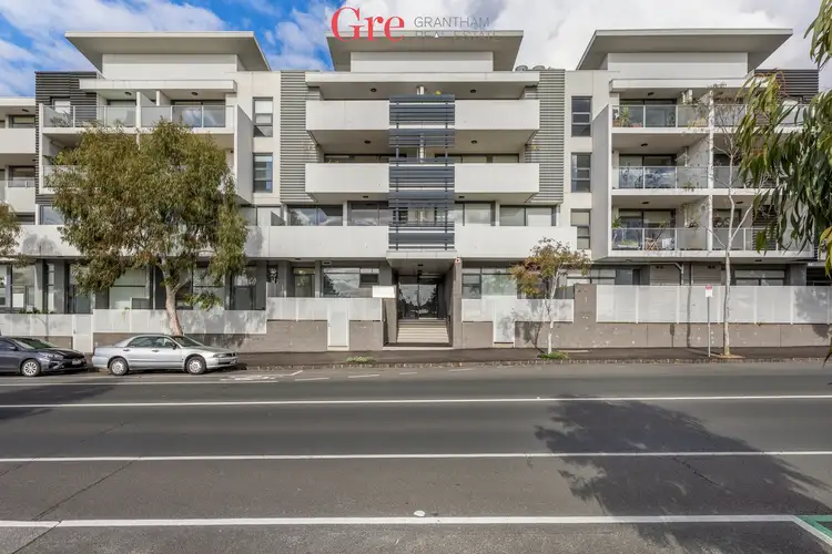 Main view of Homely townhouse listing, B4/460 Victoria Street, Brunswick VIC 3056